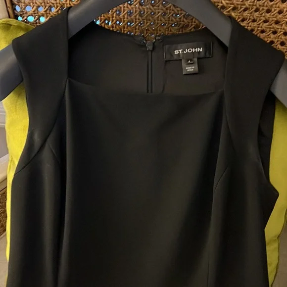 St. John Dress - Picture 2 of 3